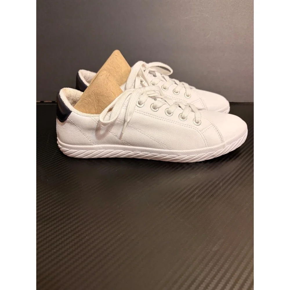Tommy Bahama Womens White Leather Lace Up Sneakers Navy Heel S976 Size 9